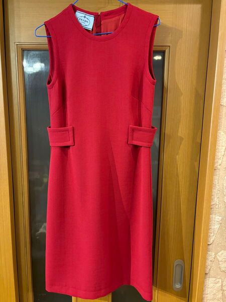 #美品#プラダ#現行青タグ#レディース#ウール#ノースリーブ#ワンピース#お洒落