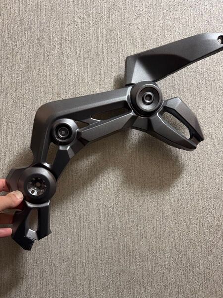 カワサキz900のボディパーツ バイク倒れたので一部欠けてます