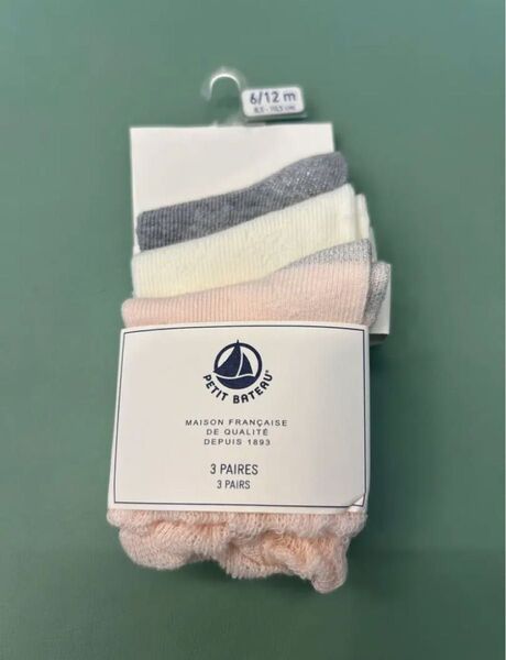 PETIT BATEAU 新品 靴下3セット 6〜12m