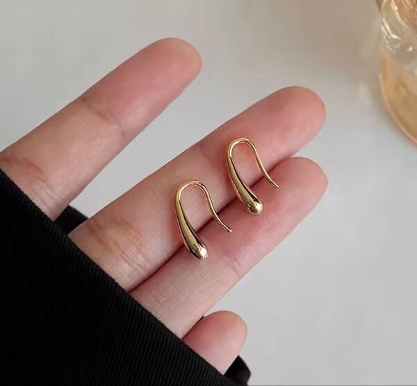 ピアス シンプル雫 ゴールド フック