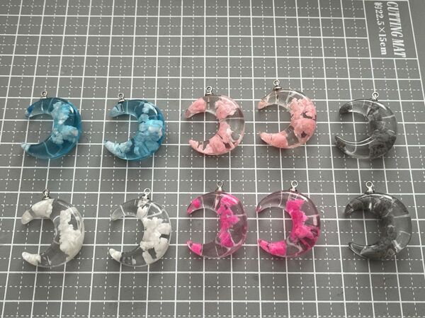 雲入り 月 チャーム クリア系