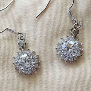 向日葵 人工 ダイヤモンド 1ct pt950 フック ピアス サンフラワー