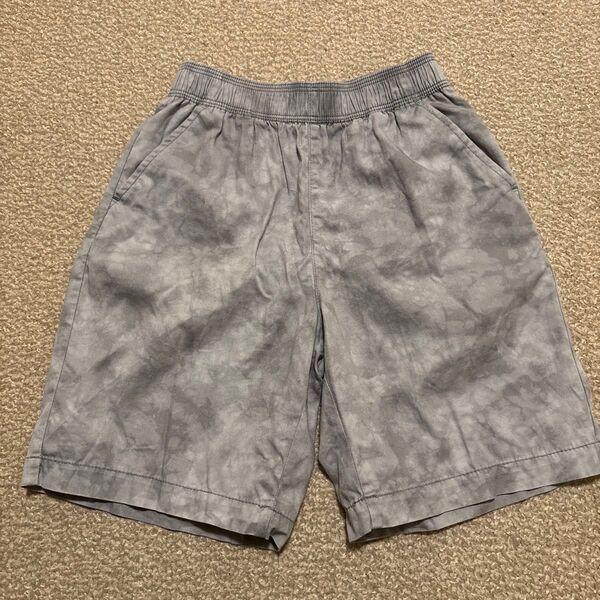 GU ハーフパンツ 140サイズ グレー