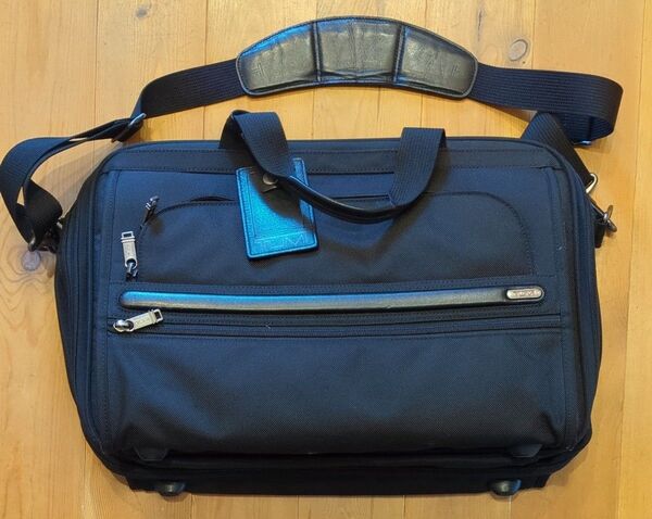 TUMI ブリーフケース 22121D4 出張に最適