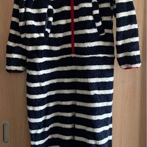 【希少商品】チャムス エルモスーツ フリース CHUMSMサイズ(Lサイズもある為お譲り可能です。)ネイビー×ホワイト