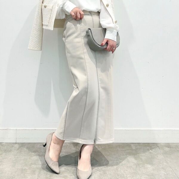 GU 裏フリースフロントジップスカートQ