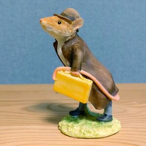 ピーターラビット まちねずみジョニー PETER RABBIT Johnny Town-Mouse フィギュリン A24942