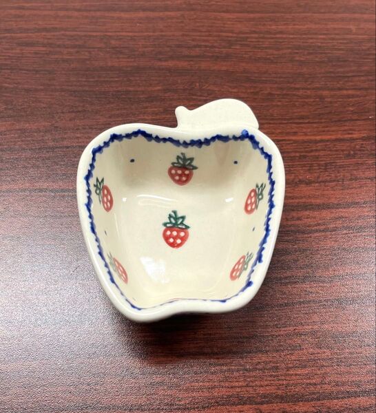 ミニりんごボウル アップルボウル いちご イチゴ ポーリッシュポタリー ポーランド陶器 ポーランド食器 ツェラミカ セラミカ