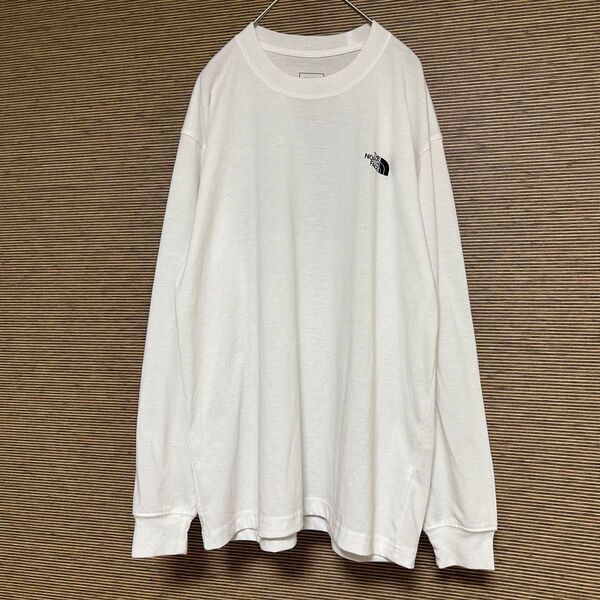 ノースフェイス 長袖TシャツロンT白Tデカロゴ ワンポイント ビッグロゴ バックプリント ゴールドウイン製 古着 80