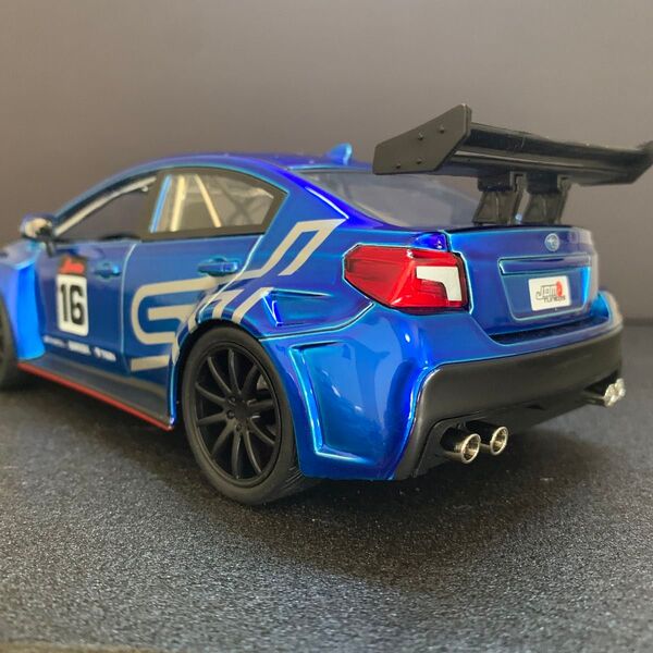 201 スバル WRX STI ワイドボディ 1/24スケール ダイキャストミニカー