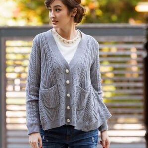 【新品タグ付き】tocco closet ケーブルニット カーディガン