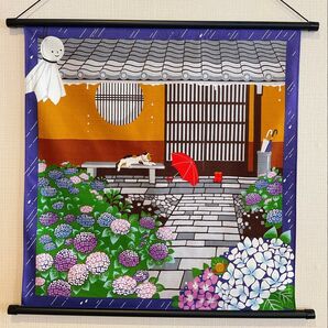 紫陽花ウォールデコ【6月 みけの雨宿り】軸付きタペストリー 梅雨時期壁飾り 初夏玄関飾り 猫 三毛猫 カタツムリ 新品未使用品