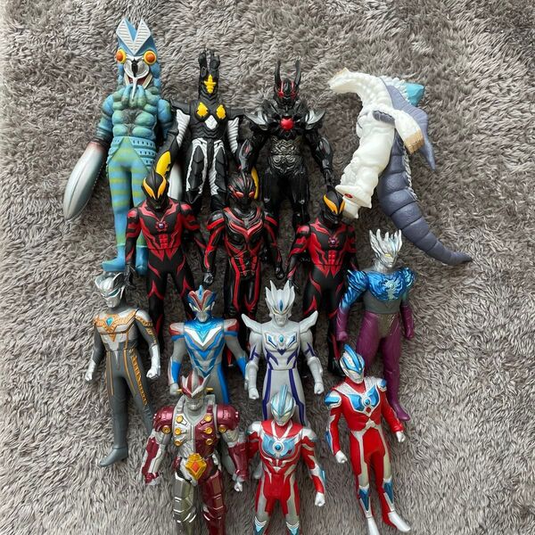 ウルトラマン フィギュア ソフビ 怪獣 バンダイ
