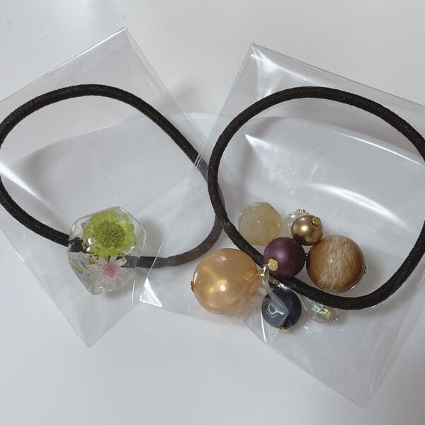 ハンドメイド*ヘアゴム2点*ビーズ*ドライフラワー