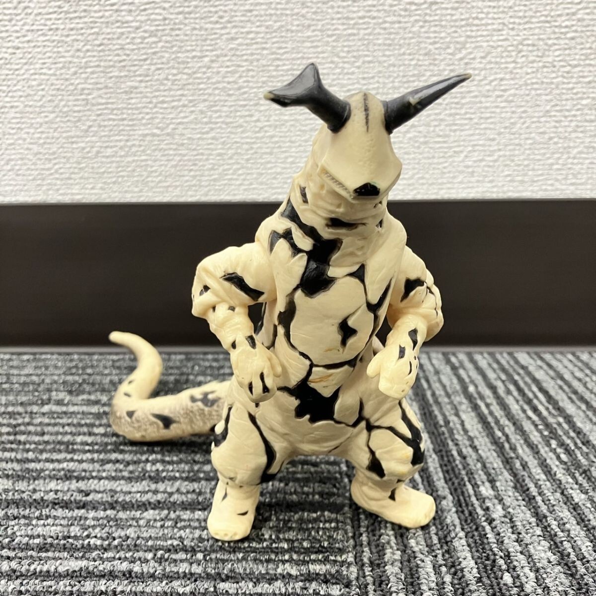 Yahoo!オークション -「エレキング フィギュア」の落札相場 Yahoo!オークション -「エレキング フィギュア」の落札相場