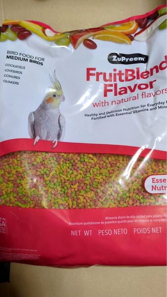 ズプリーム フルーツブレンドM オカメインコ 600g