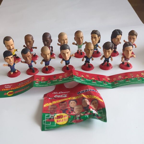 コカ・コーラ サッカーフィギュアセット 15種類+おまけ2体(だぶり)