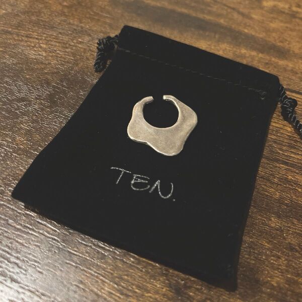 TEN. シルバー イヤーカフ フラット 波型 値下げしました^ ^