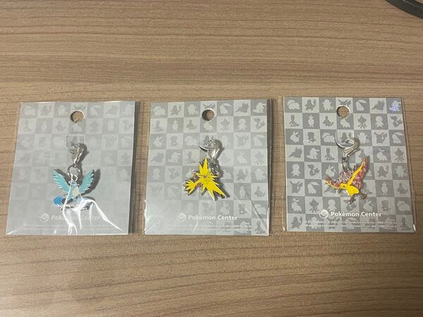 (レア)ポケモン メタルチャーム 初代3鳥セット(全国ずかんメタルチャーム フリーザー、サンダー、ファイヤー) 未開封品