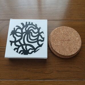 新品未使用 マリメッコ marimekko コルク蓋 フタ 8cm ヨーナス