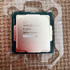 CPU Intel Xeon E-2224 CPU 作動品