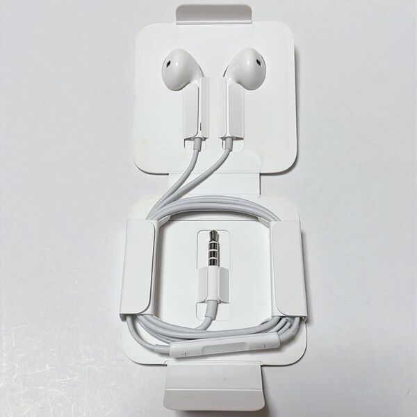 Apple純正イヤホン Earpods(3.5mm ヘッドフォンプラグ)