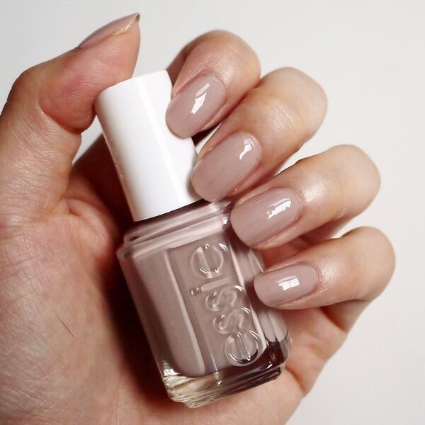 essie 1124 wild nude