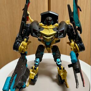 トランスフォーマー ダークサイド・ムーンダークスチール