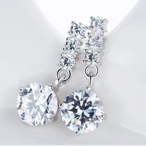 ピアス レディース 可愛い 揺れる 職場 誕生日 記念日 クリスマス 母の日 テレワーク 金属アレルギー対応