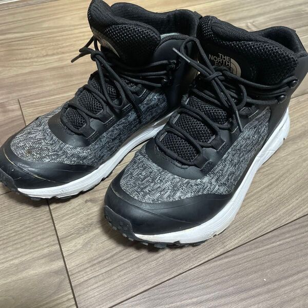 THE NORTH FACE XTRAFOAM ゴアテックス 24cm