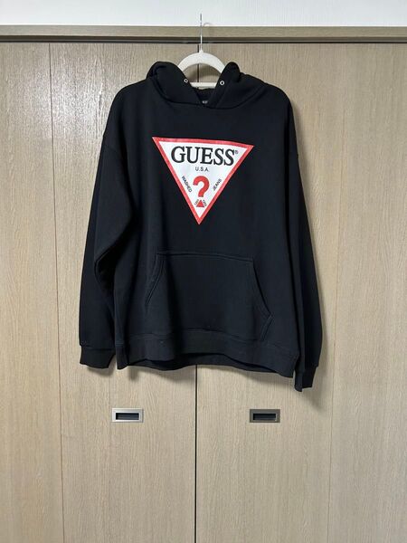 GUESS パーカー 黒 ブラック Mサイズ