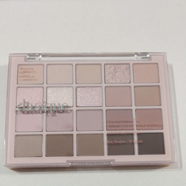 「dasique」 Mood Shadow Palette 02.COOL BASIC 20色パレット