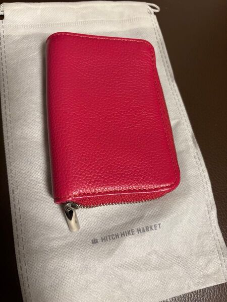【新品未使用】HITCH HIKE MARKET 二つ折り財布 濃ピンク 二つ折り財布