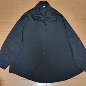 リボンつきトップス ブラウス