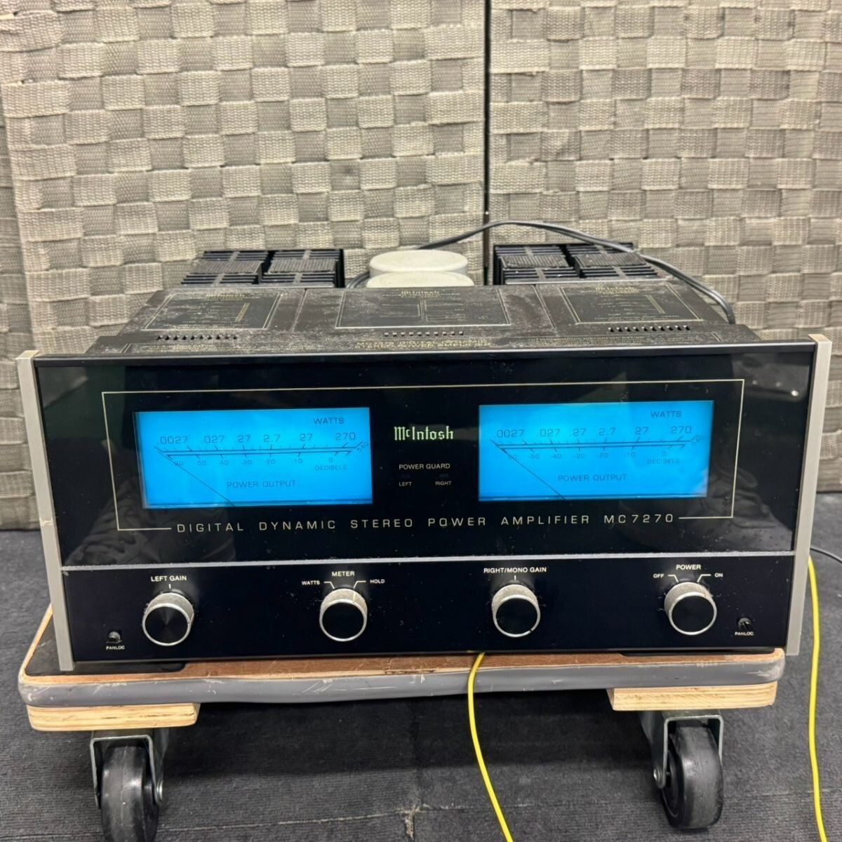 Yahoo!オークション -「mcintosh mc7270」(オーディオ機器) の Yahoo!オークション -「mcintosh mc7270」(オーディオ機器) の