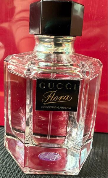 GUCCI フローラ バイ グッチ ガーデン ゴージャス ガーデニア オードトワ 香水