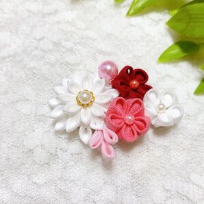 HC1-02 つまみ細工 ヘアクリップ 髪飾り 白 ピンク