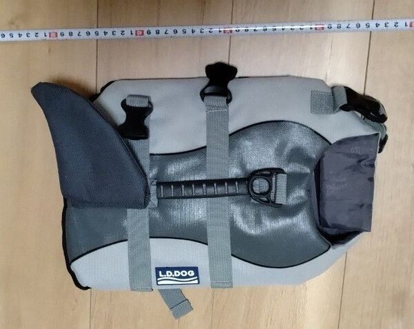 犬 ライフジャケット フローティングベスト 鮫デザイン 犬用救命胴衣 Sサイズ