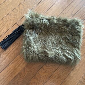 【SENSE OF PLACE by URBAN RESEARCH】 2WAYカラーファークラッチ