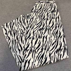 スカート ロング 白x黒 ゼブラ 春 sizeM