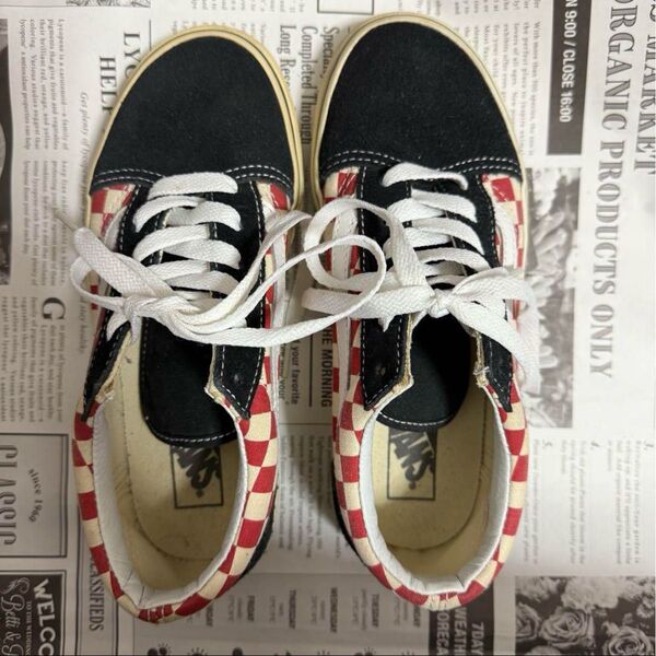 vans old skool checkerboard black red