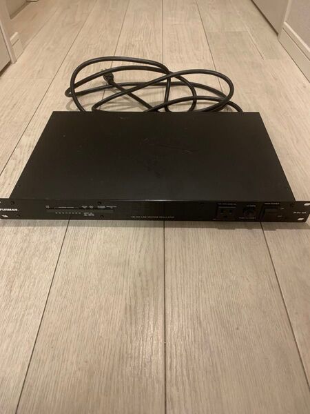 正規品 FURMAN M-8x AR 120V安定化電源装置 ファーマン