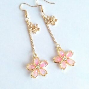 桜サクラ*揺れピアス(オーロラストーン)