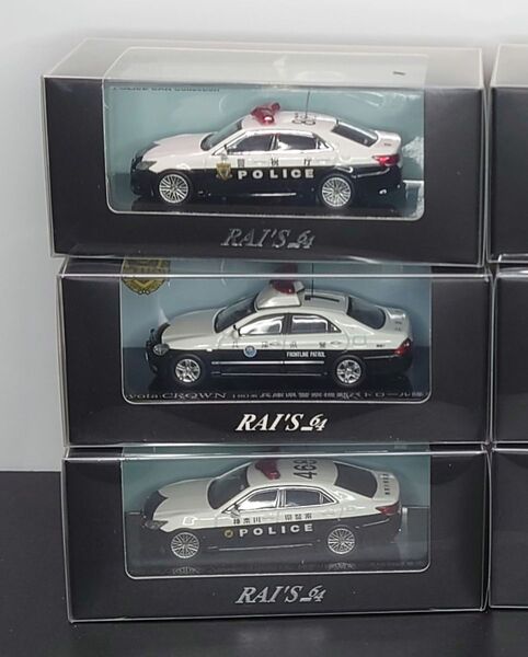 【RAI'S】1/64 クラウンパトカー3台セット