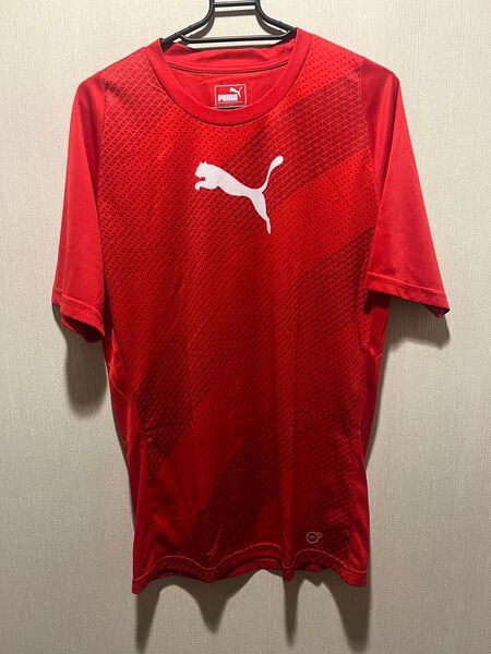 美品PUMA トレーニングウェア レッド