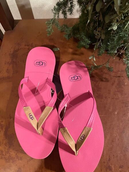 UGG ビーチサンダル