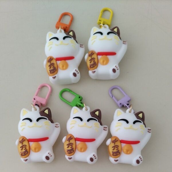 招き猫キーホルダー 5個セット ハンドメイド新品 開運 縁起物 マスコット
