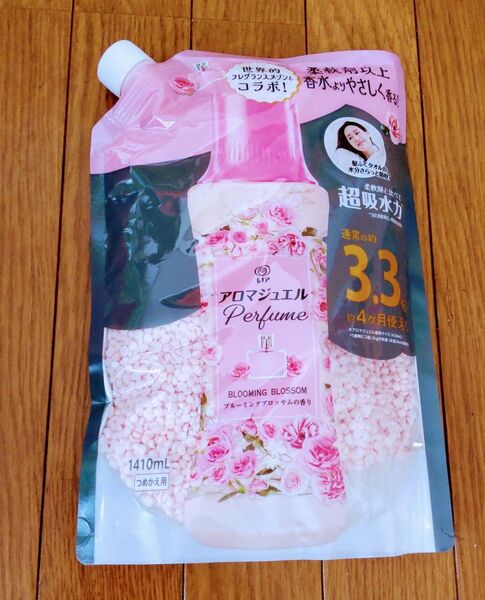 レノア アロマジュエル ブルーミングブロッサム つめかえ用1410ml