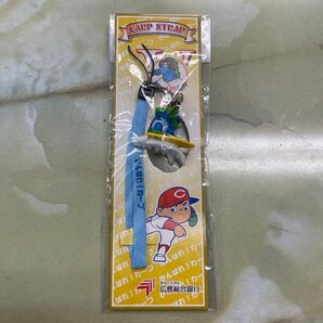 広島総合銀行 カープストラップ フィギュア付き