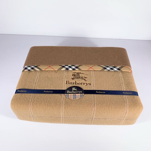 2025年最新】Yahoo!オークション -「毛布」(BURBERRY)の中古品 2025年最新】Yahoo!オークション -「毛布」(BURBERRY)の中古品